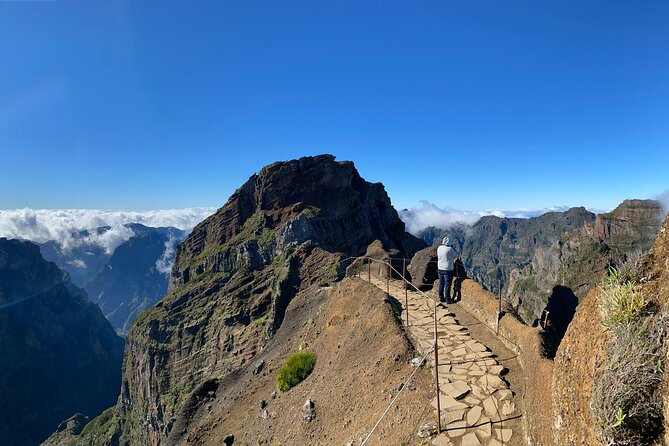 Sunrise Self-Guided Hike From Pico Do Arieiro to Pico Ruivo - Common Questions