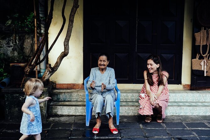 Take Family, Group Photo Tour in Hoi an - Directions