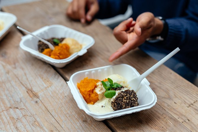 The 10 Tastings of Edinburgh With Locals: Private Food Tour - Trying Traditional and Unique Dishes