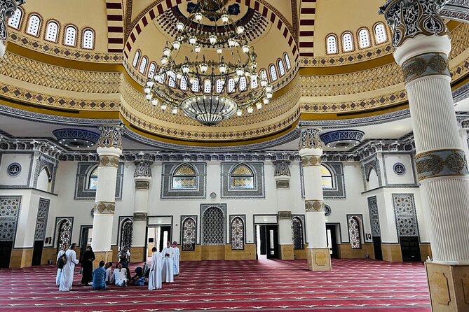 Top Attractions, Blue Mosque Visit, Local Market With Abra Ride - Common Questions