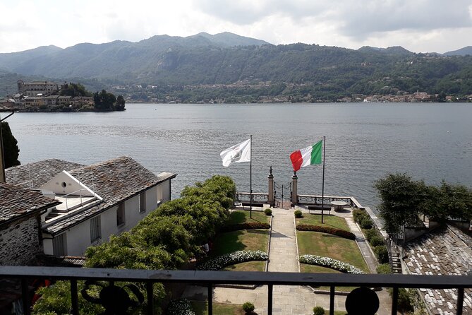 Tour and Guided Tour of the Island of San Giulio or the Island of "Silence" - The Sum Up