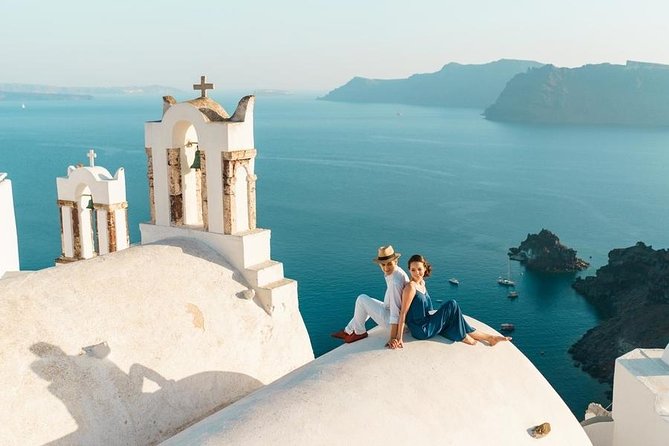 Tour Santorini With a Professional Photographer - Common Questions