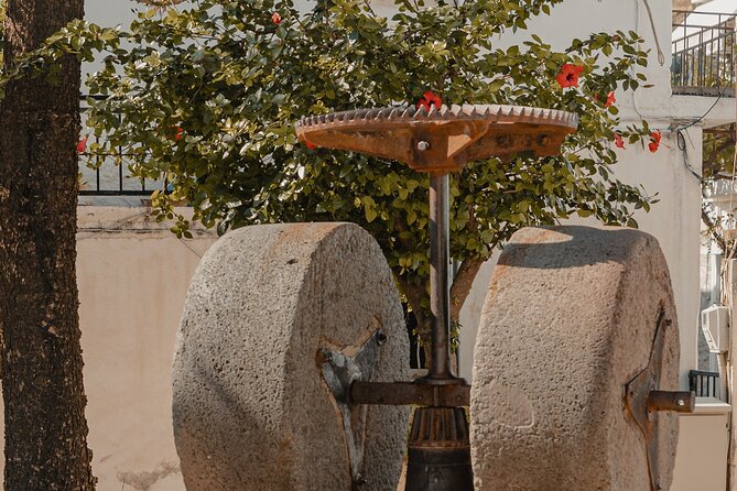 Tour to Cretan Traditional Villages From Makry Gialos - Traditional Crafts and Artisans