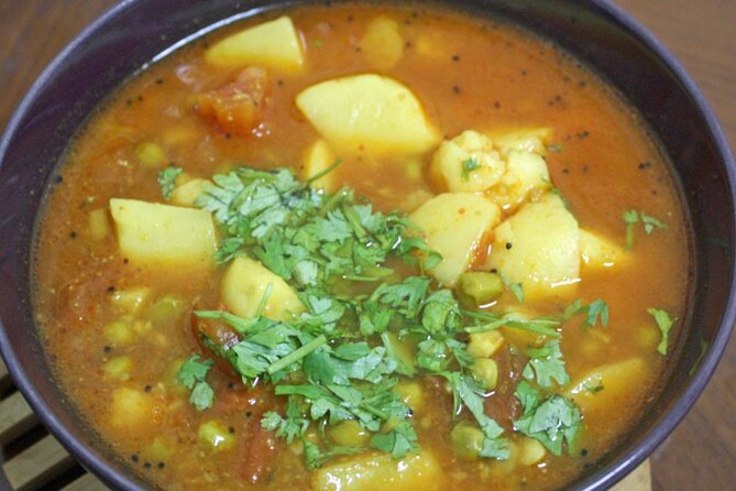 Vegetarian Indian Cooking Class In Dubai in a Local Home - Private Experience