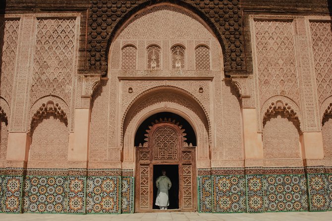 Walking Day : Private Excursion in the Ancient City of Fez - Exploring Ancient Architecture