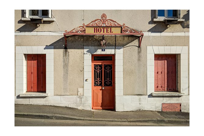 Walking Photography Tour of Amboise Conducted in English - Booking and Contact Information