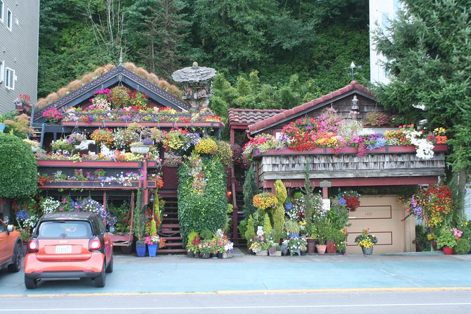 West Seattle Tour: a World Away and a State of Mind! - Common Questions