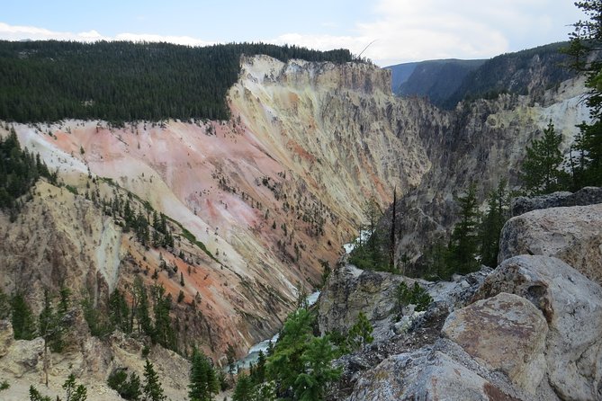 Yellowstone National Park - PRIVATE Full-Day Lower Loop Tour From W. Yellowstone - Full-Day Itinerary