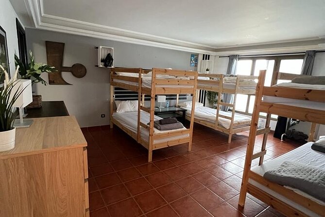 7-Day Surf Camp Beachfront House and Lessons in Gran Canaria - Overview of the Surf Camp Experience