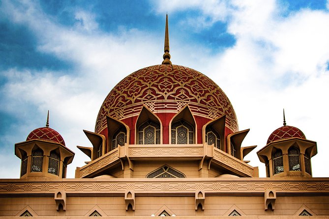 *19 Hrs Kuala Lumpur & Melaka Touch&Go Car Fun Tour From Singapore W Tour Guide - The Sum Up