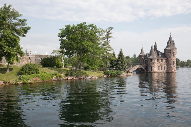 3-Day Tour: Finger Lakes, Niagara Falls, Toronto and 1000 Islands From NYC - The Sum Up
