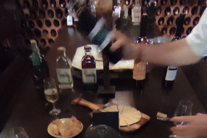 Albariño Wine Tour Galicia and Portugal - Common Questions