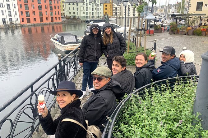 Amazing City Walk in Ålesund - Common Questions