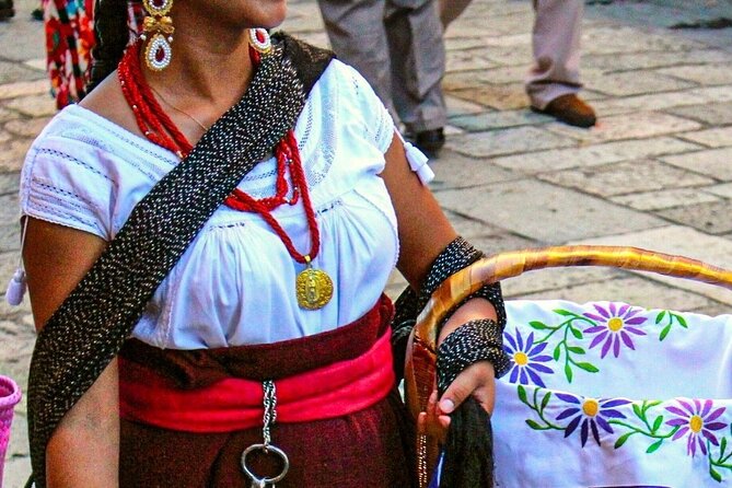 Amazing Local Market Day With Zapotec Guide - Common Questions