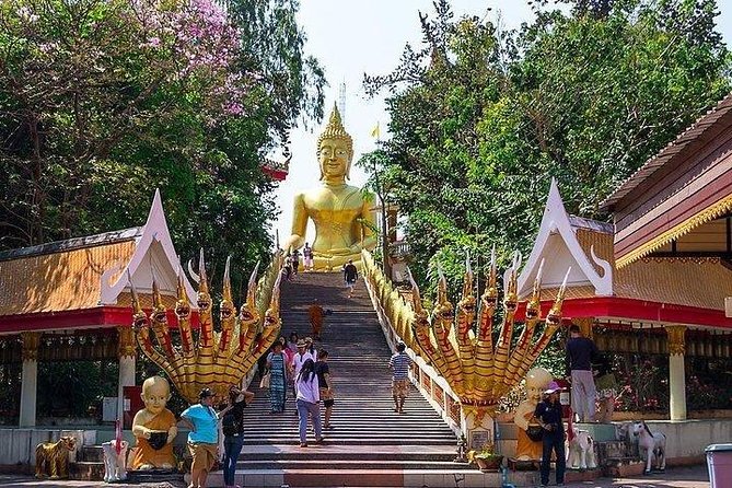 Amazing Pattaya Tours With Floating Market & Lunch - Delicious Lunch Options
