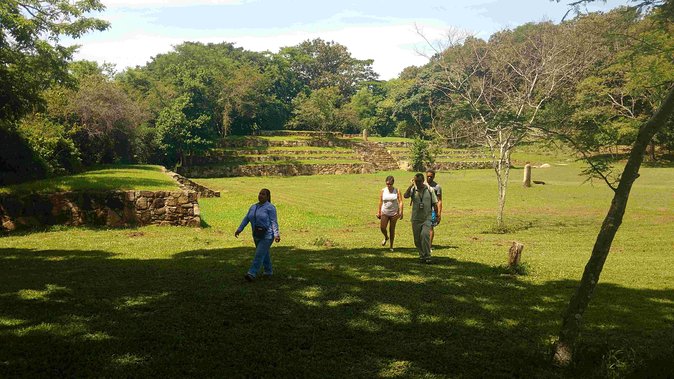 Archaeological Tehuacalco Site at Only 60 Minutes From Acapulco - Good To Know