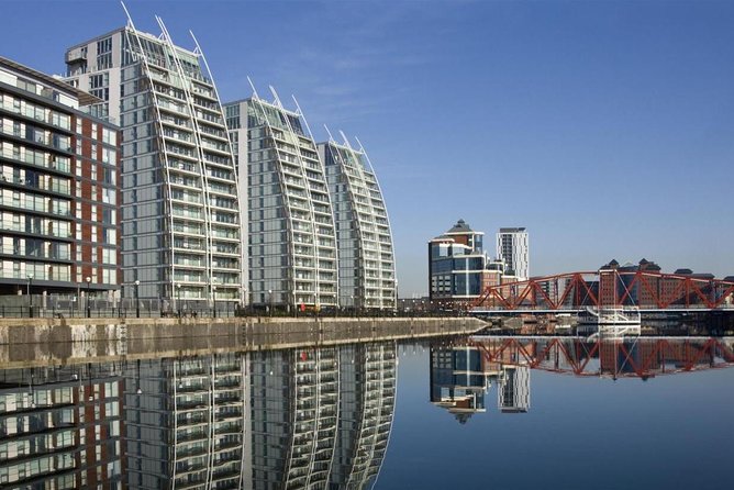 Arrival Private Transfer: Manchester Airport MAN to Manchester in Luxury Van - Common Questions