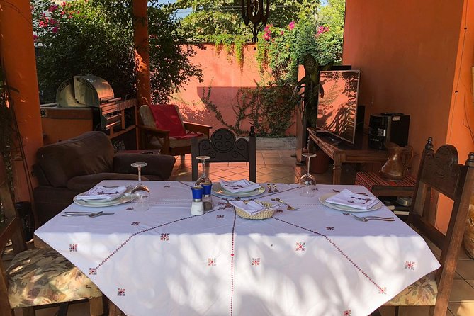 Authentic Jaliscan Cooking Class With a Local Helene in a Traditional Hacienda - Cultural Insights and Local Lifestyle