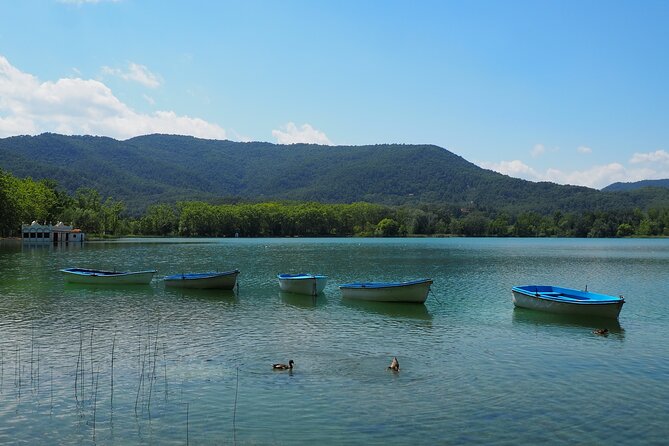 Besalú, Banyoles Lake, and the Historical Garrotxa Day Trip - Common Questions