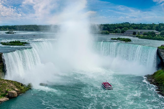 Best of Niagara Falls Canada Small Group W/Boat & Behind Falls - Common Questions