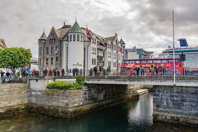 City Sightseeing Alesund Hop-On Hop-Off Bus Tour - Traveler Tips