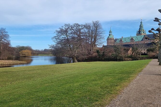 Copenhagen Private E-Bike Tour to Fredensborg/Kronborg Castle  - Helsingør - The Sum Up
