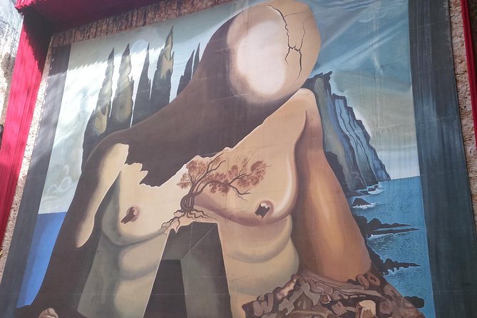 Dalí Theatre-Museum and Girona City Small Group From Girona - Common Questions