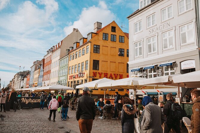 Danish Food Tasting and Copenhagens Old Town, Nyhavn Day Tour - Exploring Copenhagens Old Town and Nyhavn