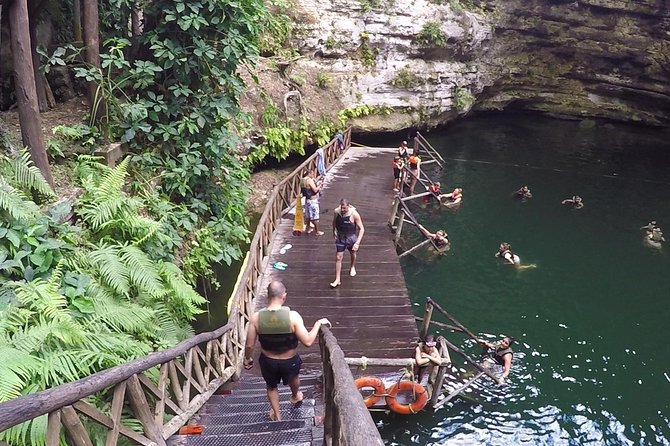 Day Trip to Chichen Itza and Valladolid From Cancun With Cenote Swim and Lunch - Valladolid Stop