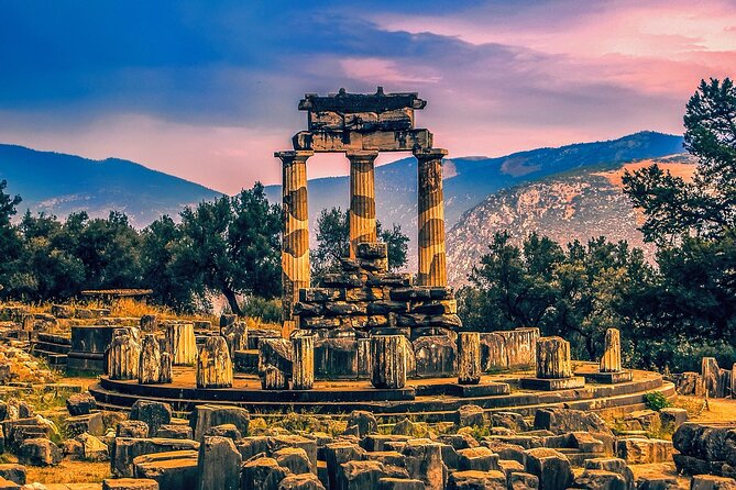 Delphi Full Day Private Trip From Athens With Lunch Overlooking the Sea - Traditional Lunch With Sea View