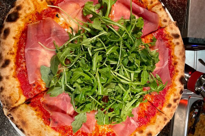Downtown Kelowna Walking Food Tour With 7 Tastings and Drinks - Guide Expertise