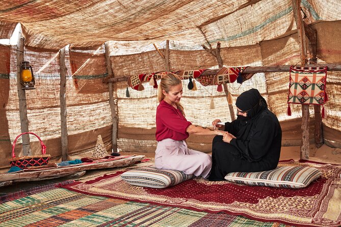 Dubai Evening Heritage Safari by Vintage G Class & Al Marmoom Oasis - Complimentary Pick-up and Drop-off Locations