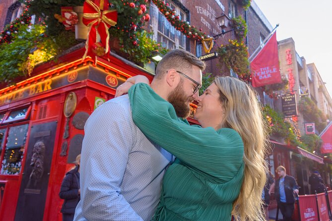 Dublin Love Stories: Couple Photoshoot Adventure Pro Photographer - Private Photography Session for Couples
