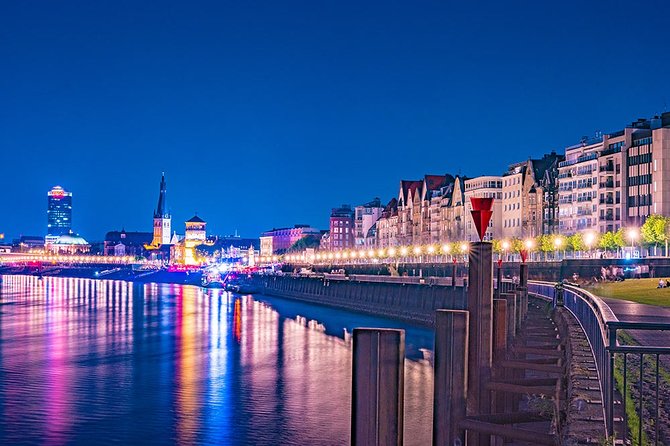 Dusseldorf Airport Transfers : Airport DUS to Dusseldorf in Luxury Car - Cancellation Policy
