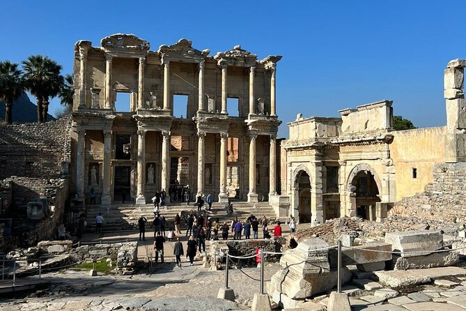 Ephesus Private Tour for First Class Experience - Meeting With Guide After Ship Anchoring