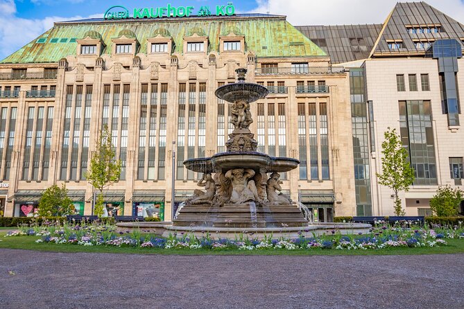 Explore Dusseldorf in 1 Hour With a Local - Cancellation Policy and Refunds