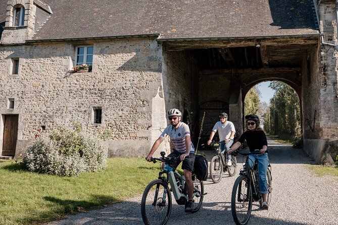 Food and Drink Half Day Private Bike Tour - Lunch