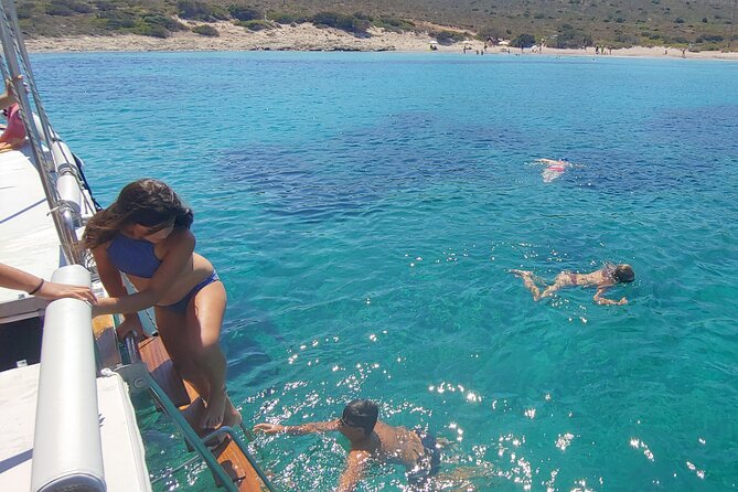 Full-Day Cruise in Antiparos and Despotiko With Barbecue - The Sum Up