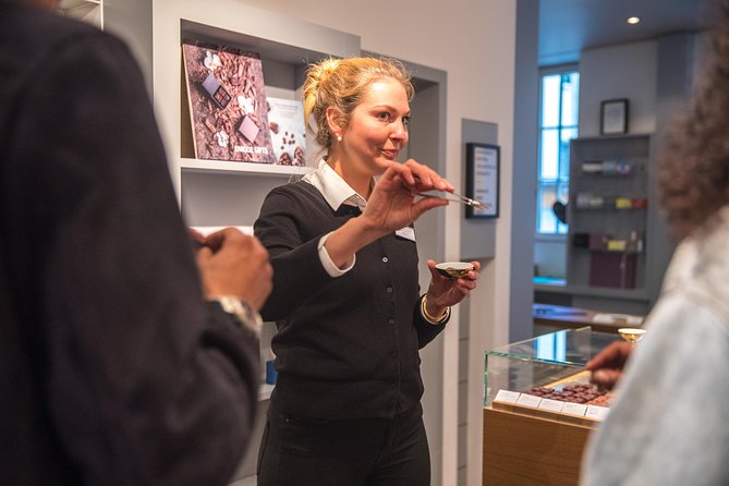 Geneva Chocolate Tasting Tour in a Private Taxibike - Tips for an Enjoyable Tour