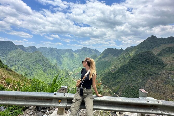 Ha Giang Tour 2 Days 1 Night, English Speaking Guide - Transportation Arrangements