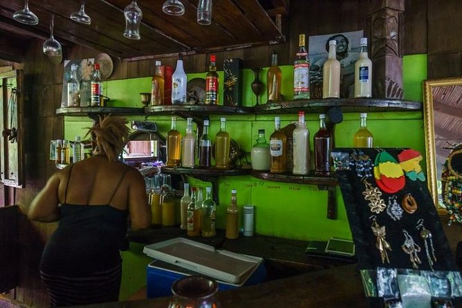 Half Day Northern Roseau Excursion  - Dominica - Meeting and Pickup Information