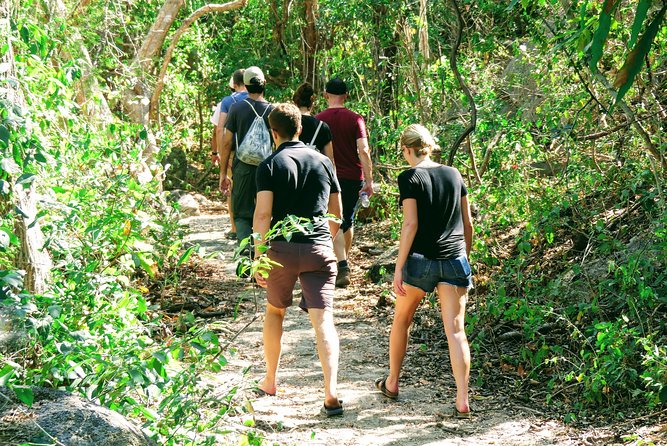 Half Day Tour Hiking La Roqueta Island and Lunch - Common Questions