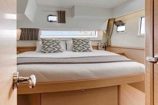 Half Day Tour on a Luxury Catamaran on Madeira Island - Cruise Along the Picturesque Coastline