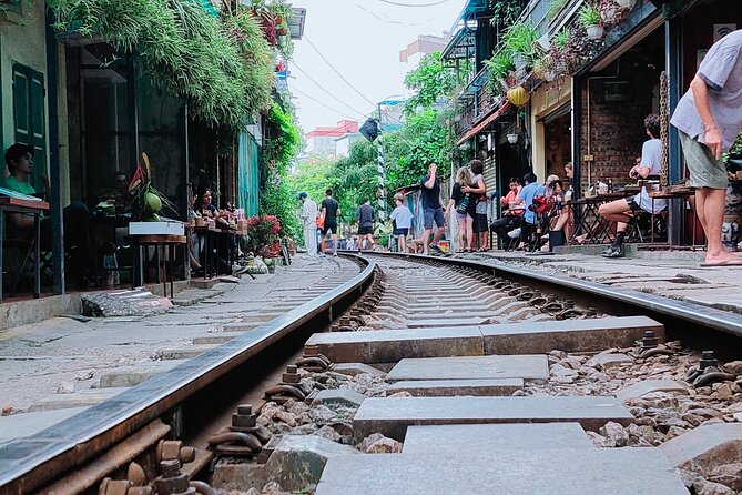Hanoi City Tour and Drinking Beside Railway- Group Tour - Traveler Photos and Reviews
