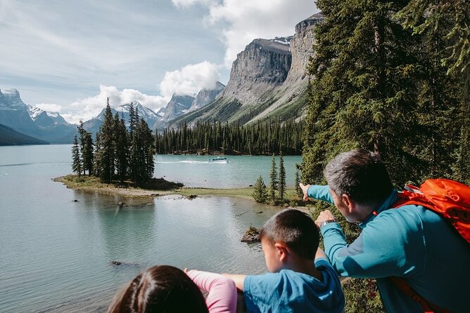 Jasper National Park Tour: Maligne Valley, Medicine Lake and Spirit Island - The Sum Up