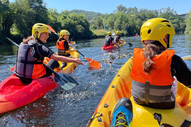 KAYAK TOUR I Descent of the River Lima in Kayak - Common Questions