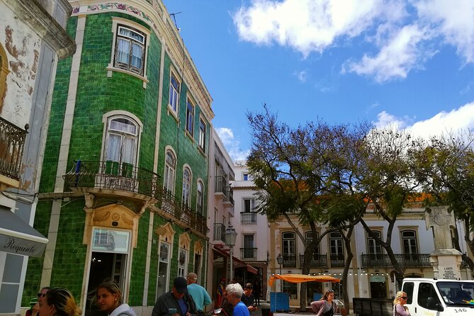 Lagos and Sagres Premium (From Faro) - Shared Small Group VTours Algarve - Common Questions