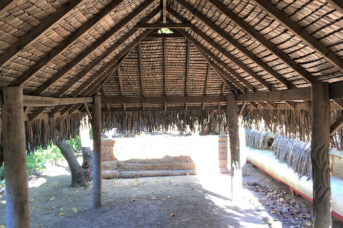 Land and Sea Cultural Tour to Discover Traditions, Heritage and the Lagoon - Additional Information and Accessibility