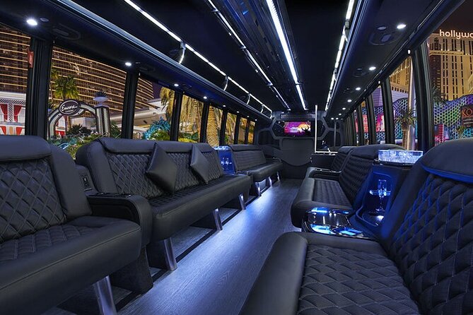 Las Vegas Strip at Night Like a Star With Champagne by Luxury Limo - 3 or 5 Hrs - The Sum Up