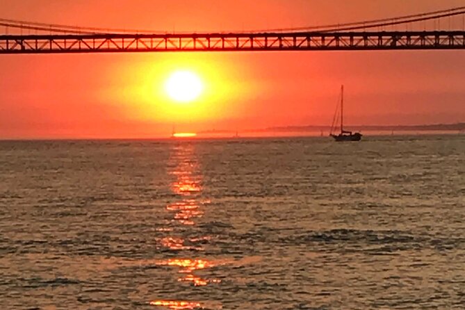 LUXURY Catamaran Sunset and Wine Cruise - Exclusive Experience With Limited Crowds